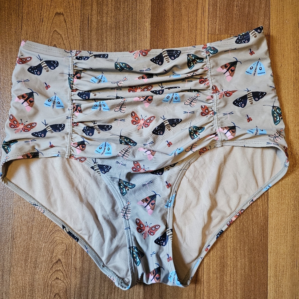 New Without Tags Kortni Jeane Ruched High Waisted Swim Bottoms